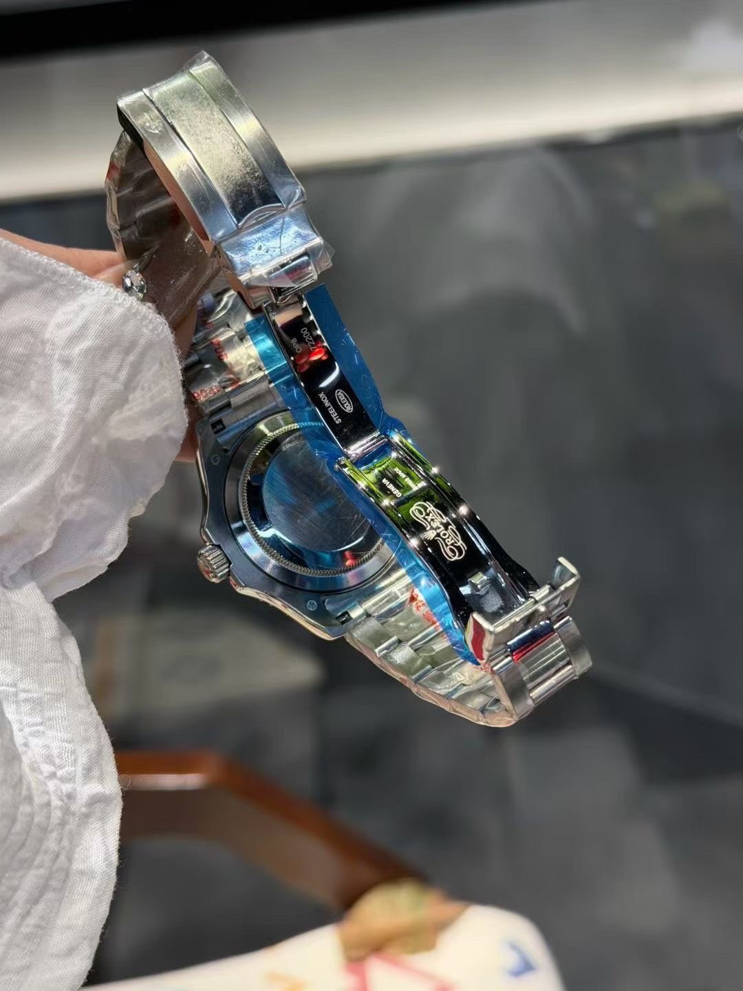 Rolex Blue Dial Metal Bracelet Watch — detail