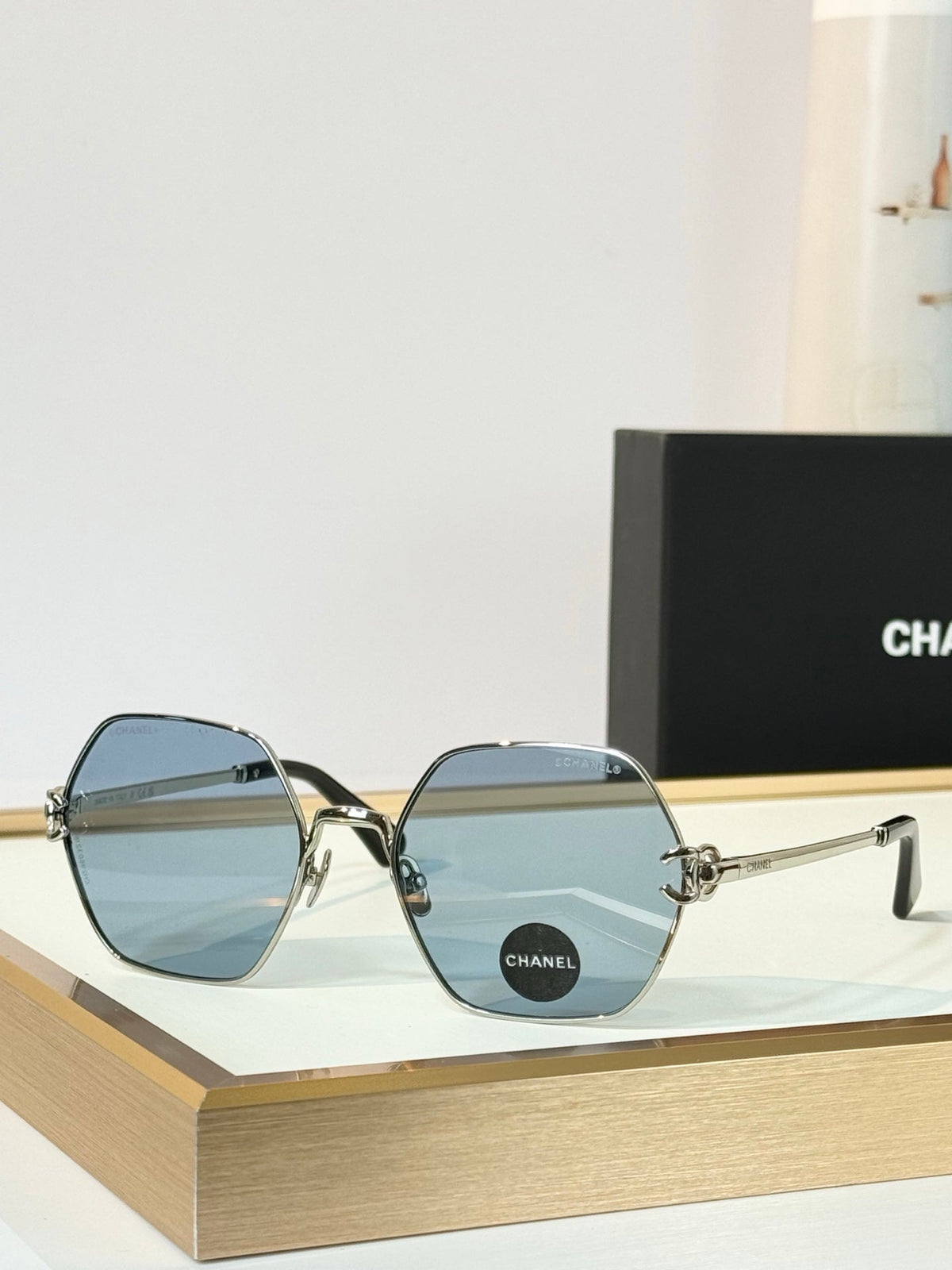 Chanel Sunglasses – CH2231